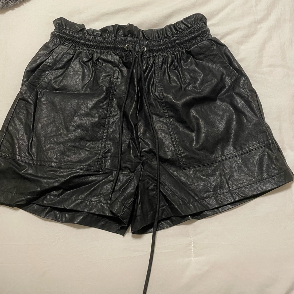 Boutique short
